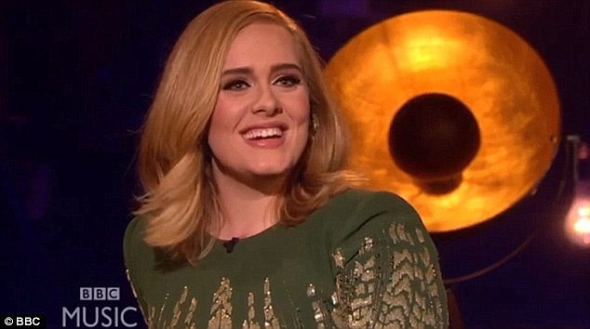 Η Adele αποκαλύπτει πόσο την άλλαξε η μητρότητα