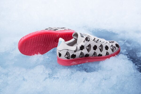 Τα adidas Originals και ο Pharrell Williams παρουσιάζουν τα Billionaire BoysClub Stan Smith Pony Hair