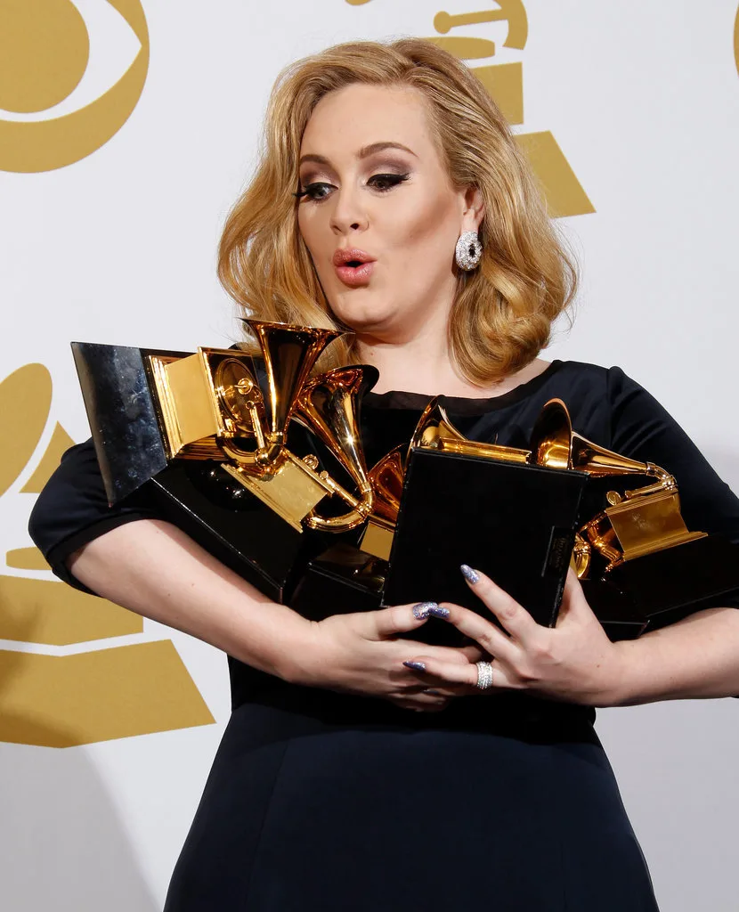 Records-Adele-Has-Broken