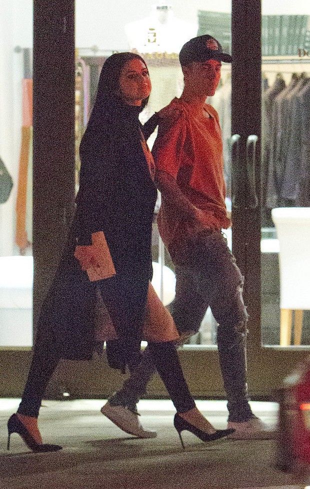 bieberselena3