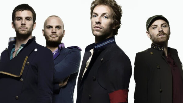 Οι Coldplay τίμησαν τα θύματα του Παρισιού
