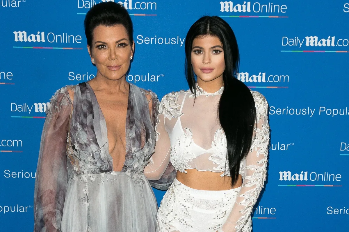 kris-jenner-kylie-jenner-cannes