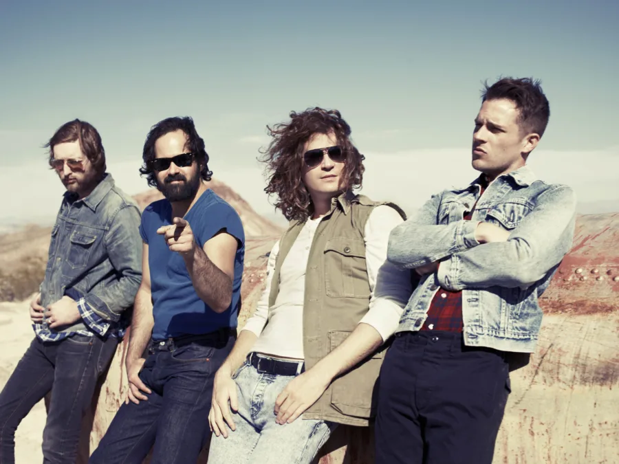 Το συγκρότημα The Killers σε εξωτερικό χώρο