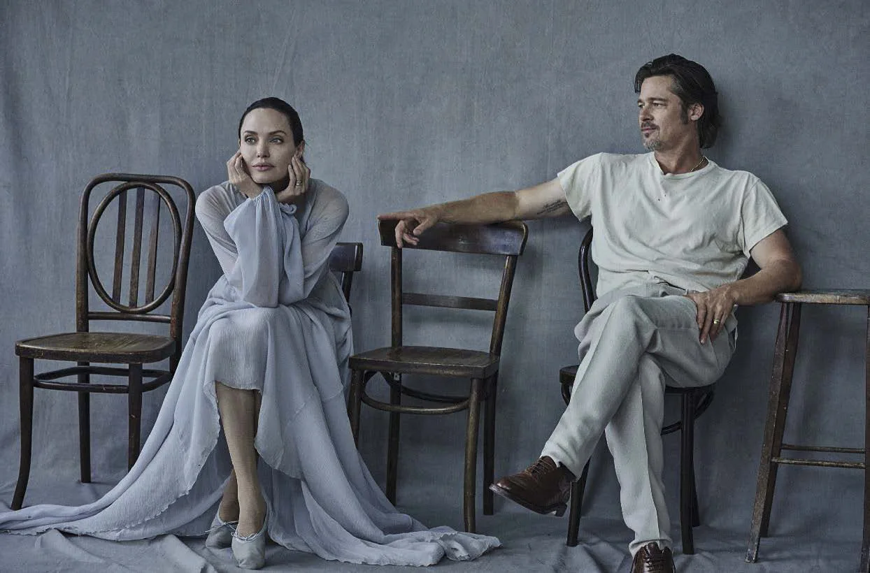 vanity-fair-italia-november-2015-angelina-jolie-and-brad-pitt-by-peter-lindbergh-04