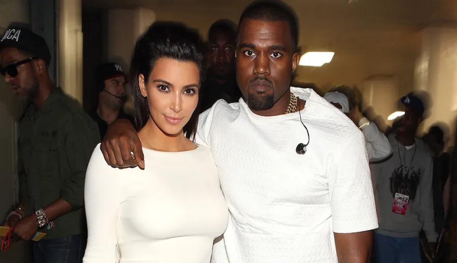 Η Kim Kardashian και ο Kanye West σε κοινή τους εμφάνιση.