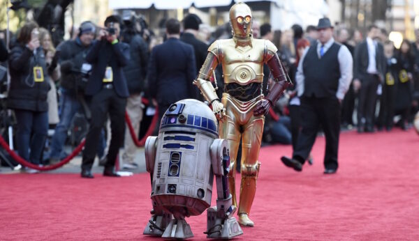 Έγινε χθες η πρεμιέρα του «Star Wars: Force Awakens»