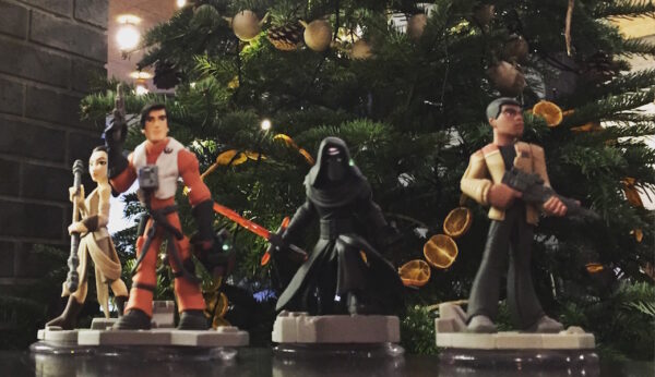 Παίξαμε πρώτοι το νέο Disney Infinity 3.0 Star Wars στο Λονδίνο! Και βρήκαμε τo δώρο που θα κάνεις αυτά τα Χριστούγεννα στον εαυτό σου!
