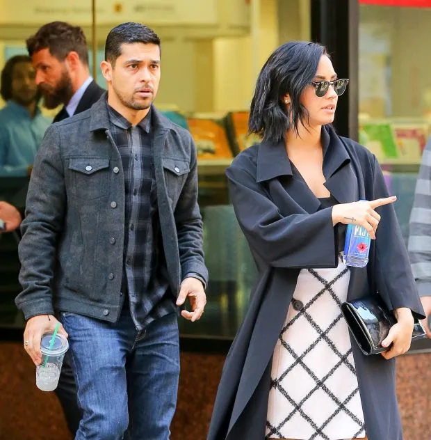 Demi Lovato and Wilmer Valderrama spotted out and about while leaving an office building in Midtown, New York City.Pictured: Demi Lovato and Wilmer ValderramaRef: SPL1161575 261015 Picture by: Felipe Ramales / Splash News