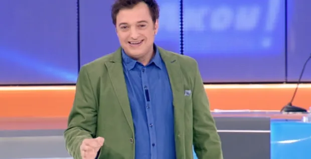 Ο Χρήστος Φερεντίνος στο πλατό της εκπομπής Άκου τι είπαν