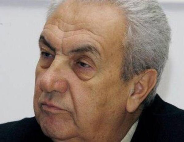 Προσέλαβε τη Deloitte ο Κοντομηνάς