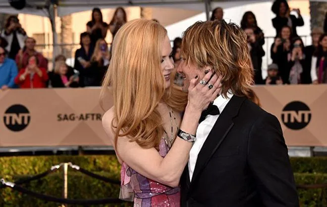 Η Nicole Kidman και ο Keith Urban στα SAG Awards.