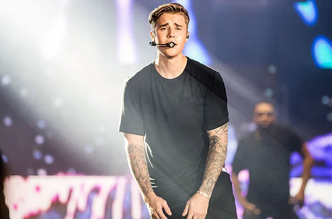 Ο Justin Bieber στη σκηνή του 102.7 KIIS FM Wango Tango 2015 στο Λος Άντζελες.