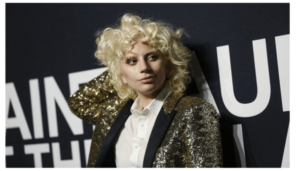 Το κόκκινο χαλί στο σόου του Saint Laurent ήταν το καλύτερο που έχεις δει ποτέ