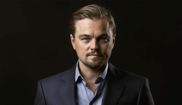 O Leonardo DiCaprio πήγε μόνος στα BAFTA αλλά έφυγε με ….παρέα