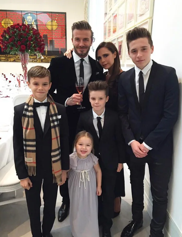 victoria-beckham-david-anniversary-ftr_438be