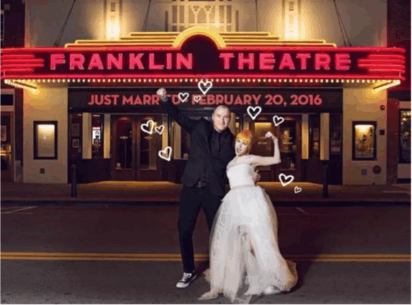 O γάμος της Hayley Williams ήταν ό,τι πιο κουλ και όμορφο έχεις δει!