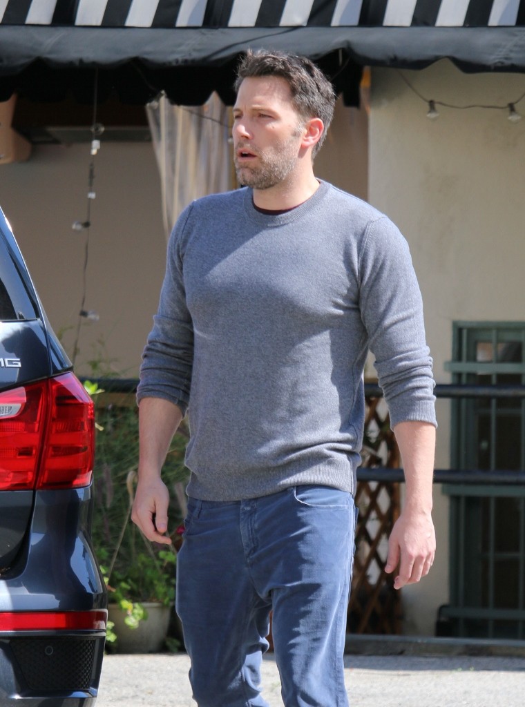 Ben Affleck is seen in Los Angeles, California.Pictured: Ben AffleckRef: SPL1242004 060316 Picture by: Stone-e/Bauergriffin.com