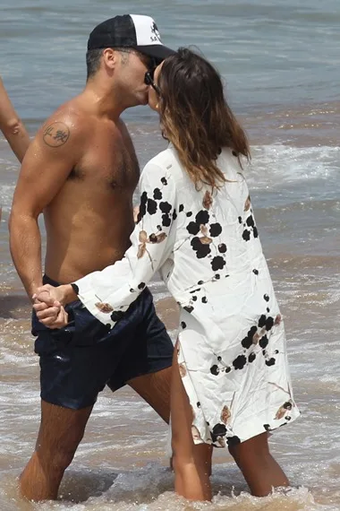 Jessica-Alba-kiss