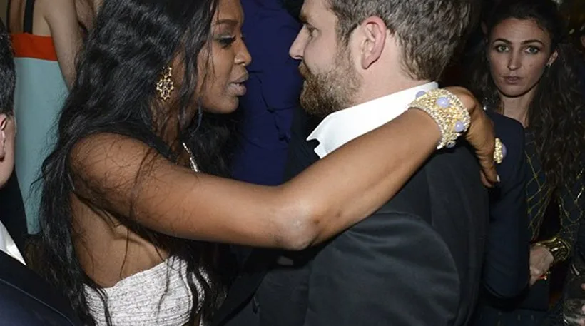 Η Naomi Campbell και ο Bradley Cooper σε κοινή τους εμφάνιση.