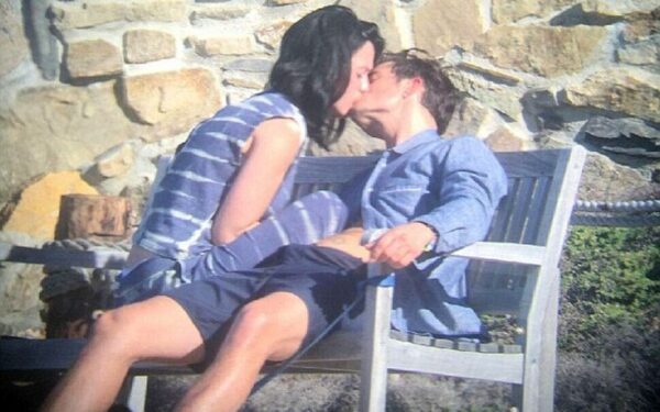 Καυτά φιλιά ο Orlando Bloom με την Katy Perry!