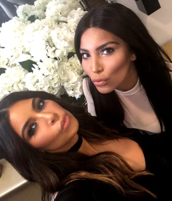 kim-kardashian-sosias-500