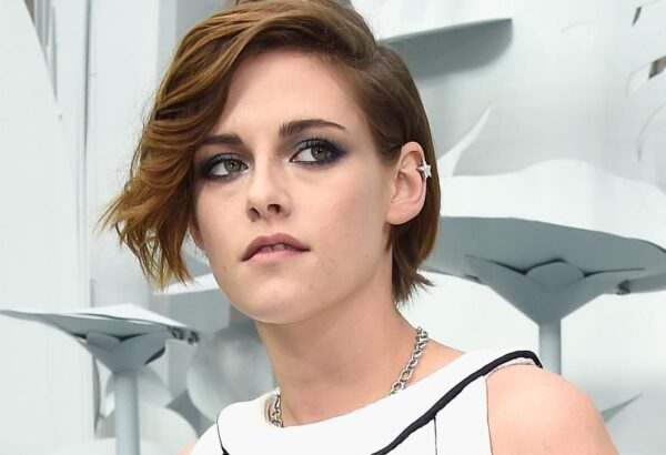 Kristen Stewart: Απαθανατίστηκε με την νέα της σύντροφο στο Παρίσι
