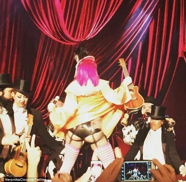 madonna-melburne-tria