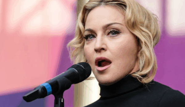 Λύγισε η Madonna στην σκηνή! “Έχασα τον γιό μου” είπε η βασίλισσα της ποπ