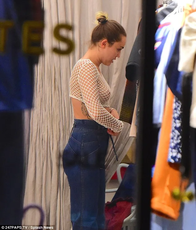miley-gimni-magazi2