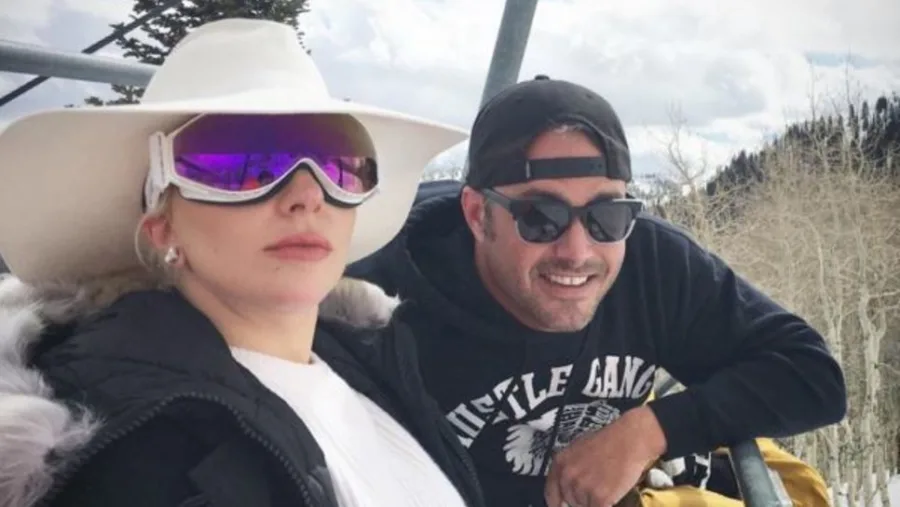 Η Lady Gaga και ο Taylor Kinney σε χιονοδρομικό κέντρο