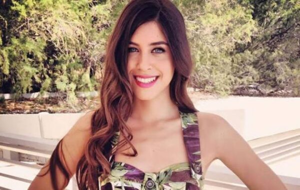 H Demy έγινε ξανθιά!