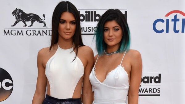 Πώς η Kylie Jenner ντρόπιασε σε ολόκληρο τον πλανήτη την Kendall.