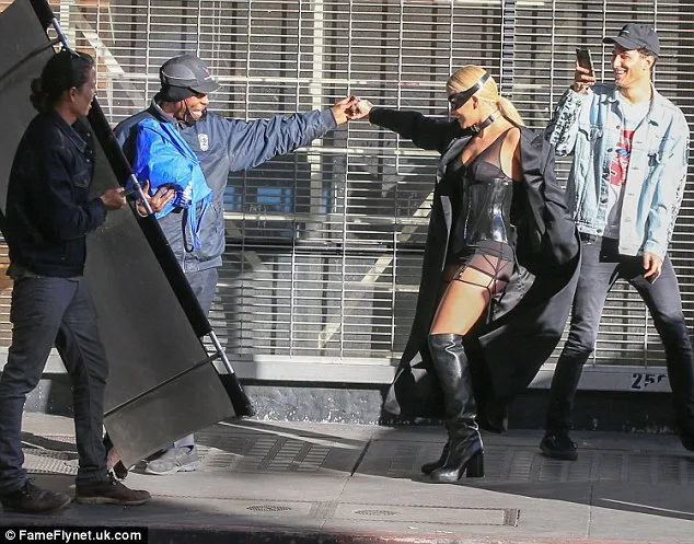 rita-ora04