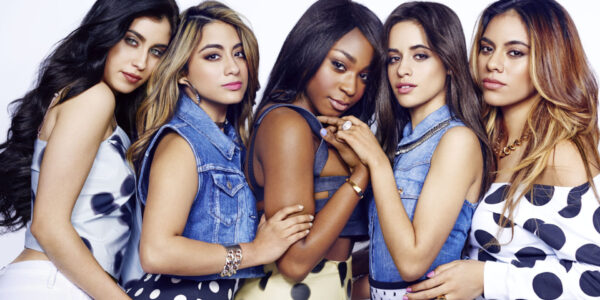Οι Fifth Harmony γίνονται Kim Kardashian και Justin Bieber!