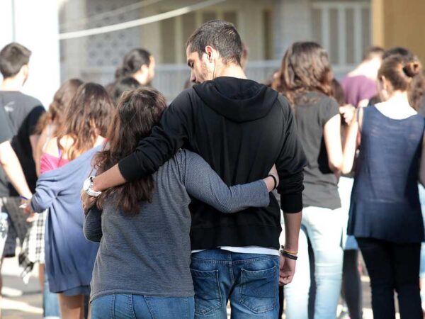 Τέλος οι πανελλήνιες παιδιά. Με το απολυτήριο Λυκείου η εισαγωγή σε ΑΕΙ και ΤΕΙ!