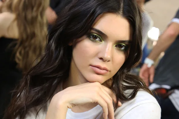 Η Kendall Jenner στην επίδειξη Versace, Paris Fashion Week Haute Couture Φθινόπωρο/Χειμώνας 2015/2016 στο Παρίσι.