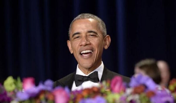 Δείτε τον Barack Obama να χορεύει Drake στον Λευκό Οίκο!