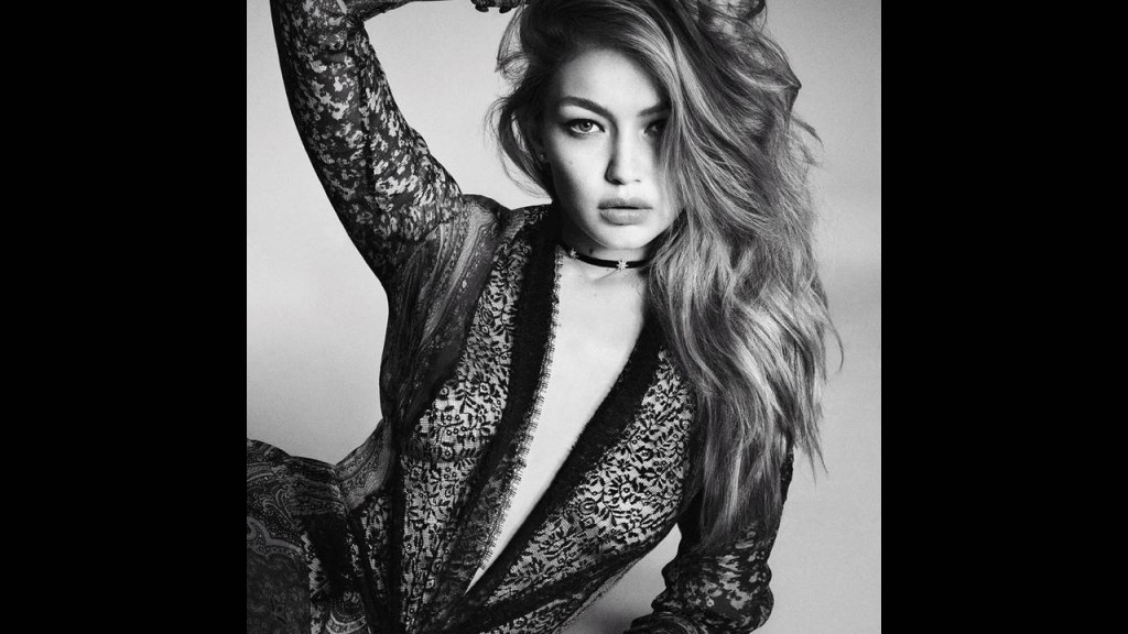 Gigi-Hadid-Vogue-Japan-2016-Cover-Photoshoot14
