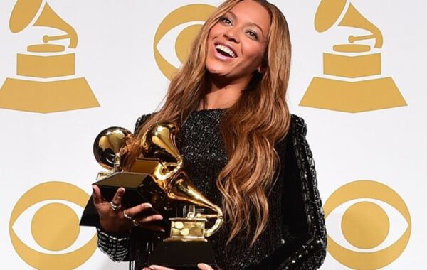 Σάρωσε η Beyonce στις υποψηφιότητες για τα βραβεία Grammy!