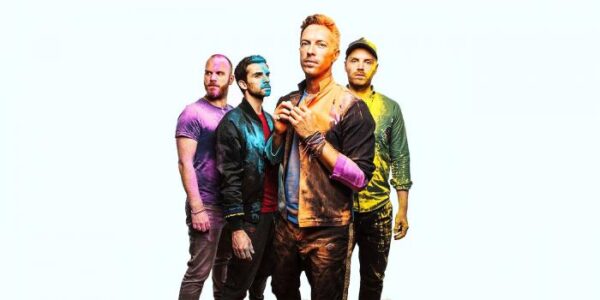 Οι Coldplay σταμάτησαν να τραγουδούν σε συναυλία τους για να γίνει μία ρομαντική πρόταση γάμου