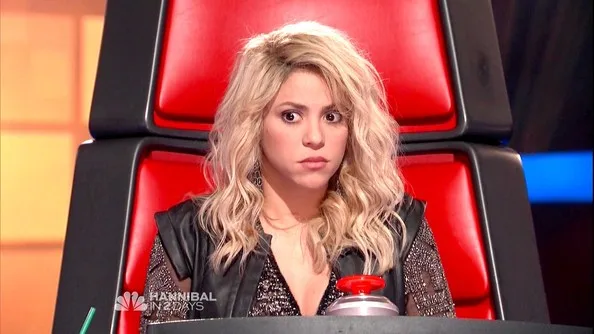 Η Shakira στην καρέκλα του κριτή στο αμερικανικό The Voice.