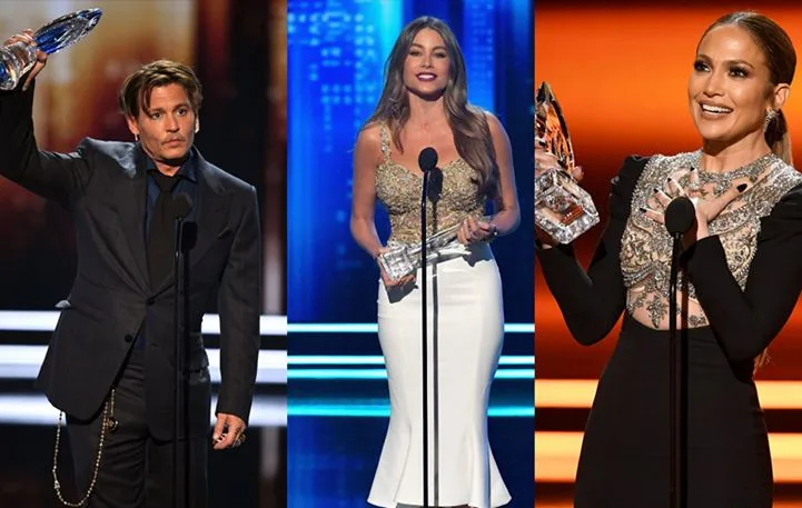 Johnny Depp, Sofia Vergara και Jennifer Lopez στα People’s Choice Awards 2017.