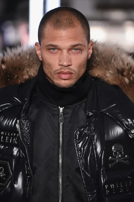 Ο Jeremy Meeks στην πασαρέλα του Philipp Plein.