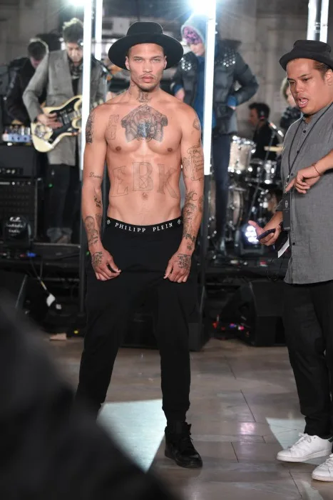 Ο Jeremy Meeks στην πασαρέλα του Philipp Plein στη Νέα Υόρκη.