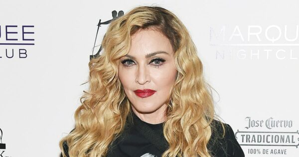 Ξανά μητέρα στα 58 της χρόνια η Madonna!