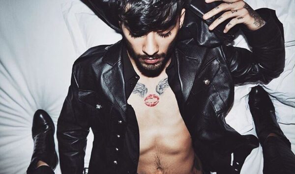Η Gigi σε ρόλο φωτογράφου και ο Zayn σε ρόλο μοντέλου!