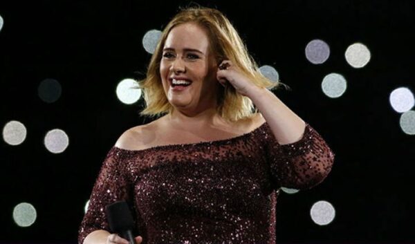 H επίθεση που δέχθηκε η Adele στη χθεσινή συναυλία της!