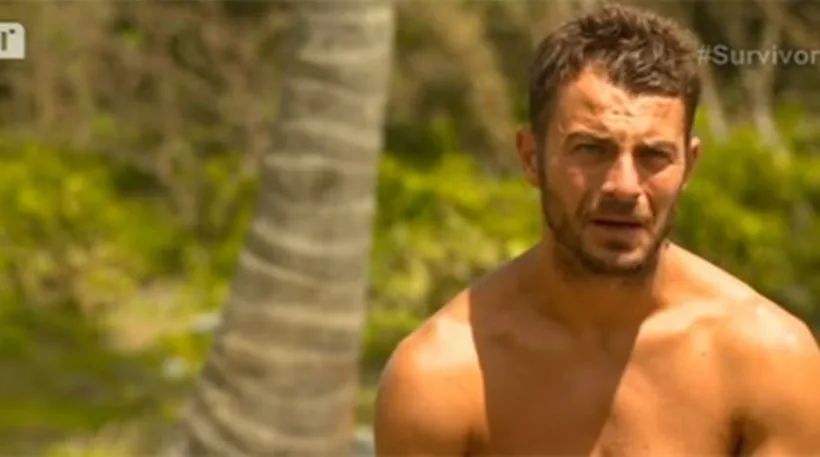 Ο Γιώργος Αγγελόπουλος σε πλάνο από το Survivor.