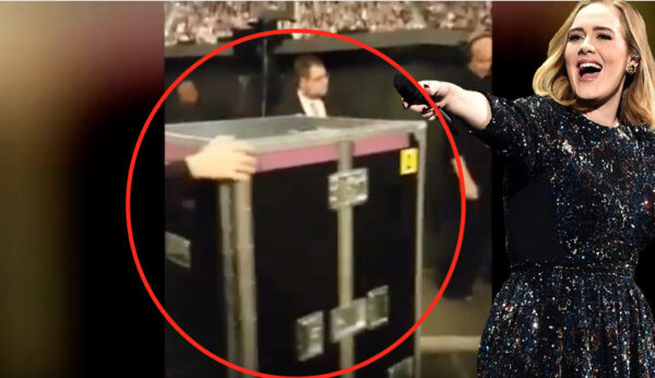 Απίστευτο κι όμως αληθινό! Η Adele για να φτάσει μέχρι στη σκηνή, μεταφέρεται μέσα σε ένα κουτί!