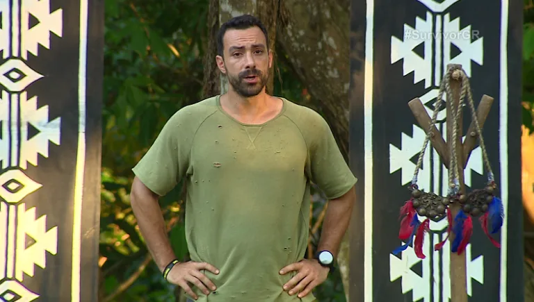 Ο Σάκης Τανιμανίδης ως παρουσιαστής του Survivor.